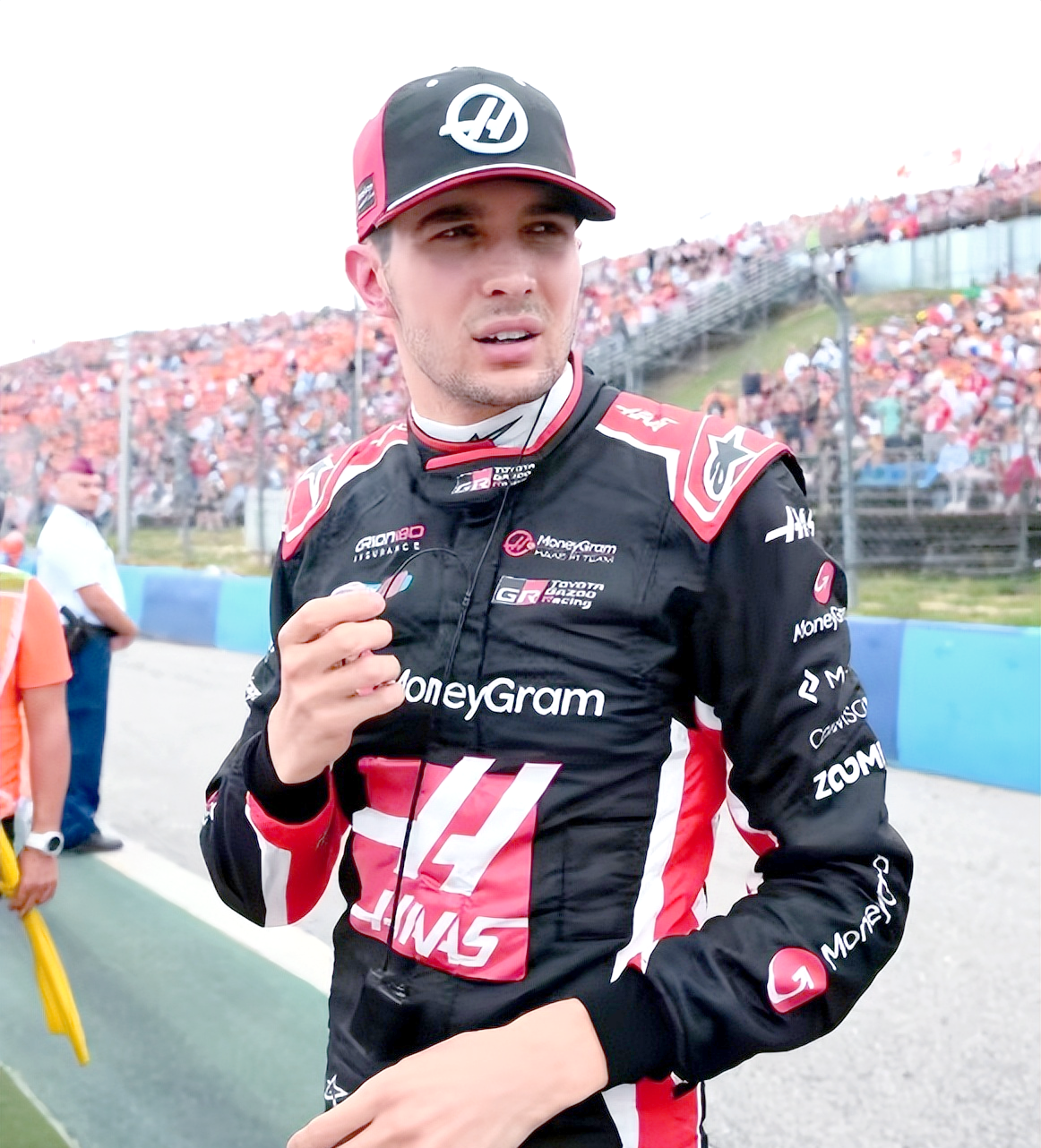 哈斯车队轻取红牛车队,诺里斯高光表现 哈斯车队轻取红牛车队,诺里斯高光表现