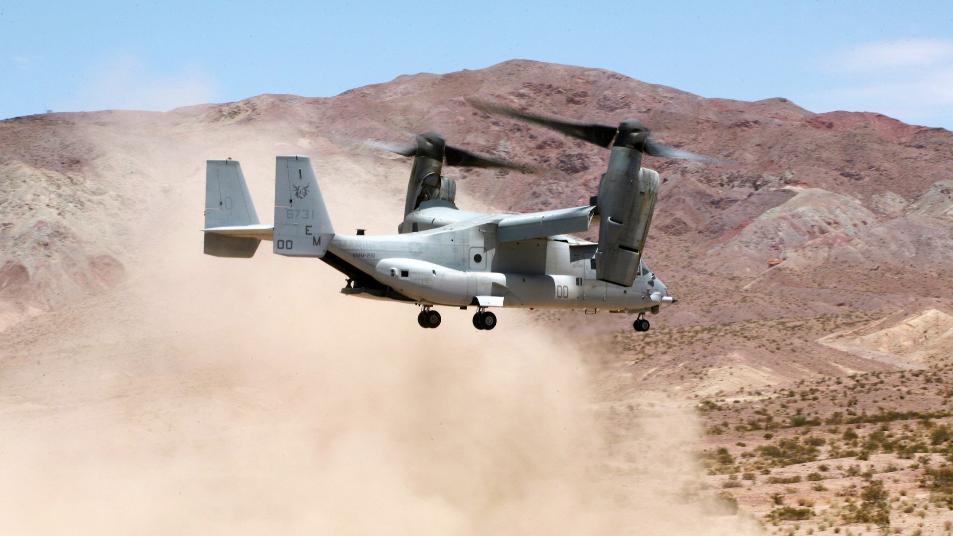 跨界巅峰战，约基奇大场面先生化身公牛核心，对决上海队掀起篮球风暴